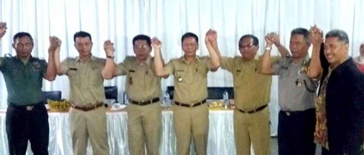 Dede Herdiana Gantikan Firdaus Jadi Sekdes Bendungan Ciawi