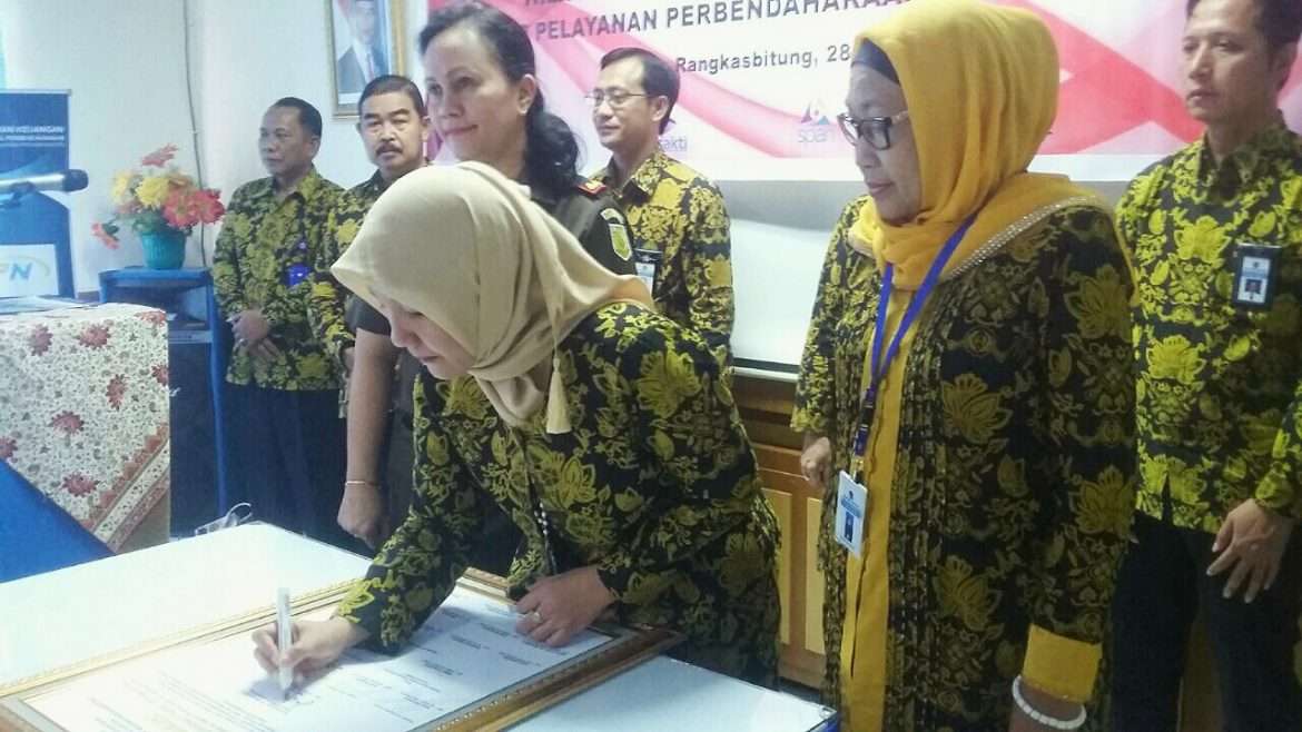 Implementasikan Peraturan Pemerintah, KPPN Rangkasbitung Canangkan Zona Integritas WBK dan WBBM
