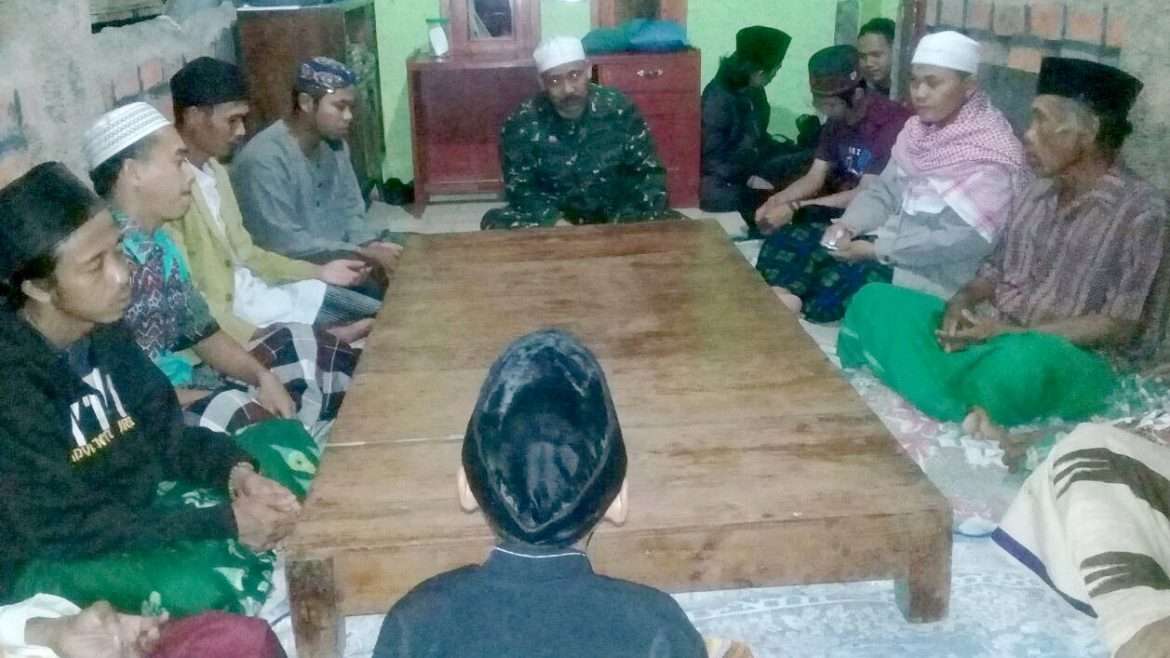 Majlis Pemuda Gapleh Bersama Babinsa Gelar Pengajian Rutin