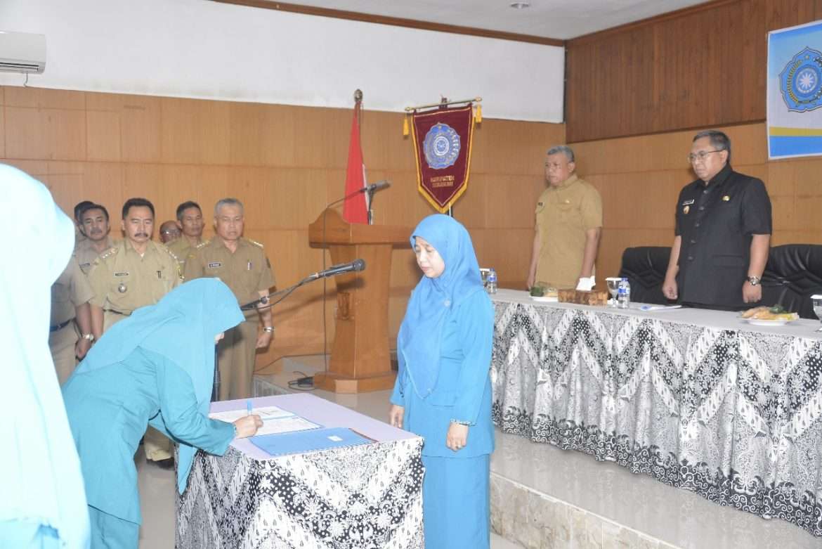 Ketua TP PKK Kabupaten Sukabumi Lantik 14 Ketua TP PKK Kecamatan