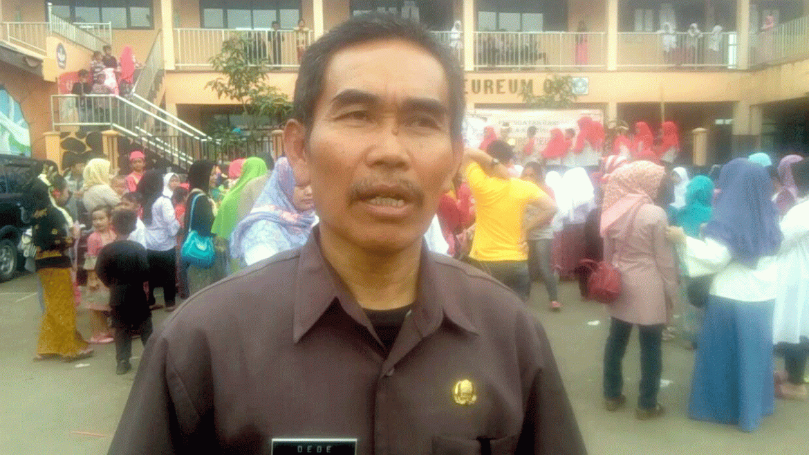 Dede Sutisna : Habis Gelap Terbitlah Terang, Fenomenal Hingga Kini