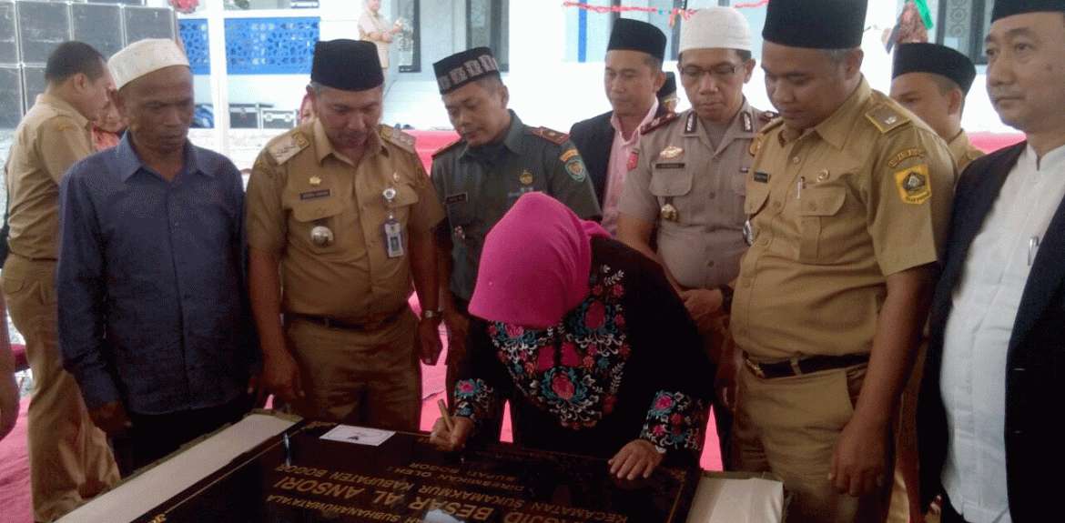 Bupati Bogor Resmikan Masjid Besar Al Ansori Sukamakmur