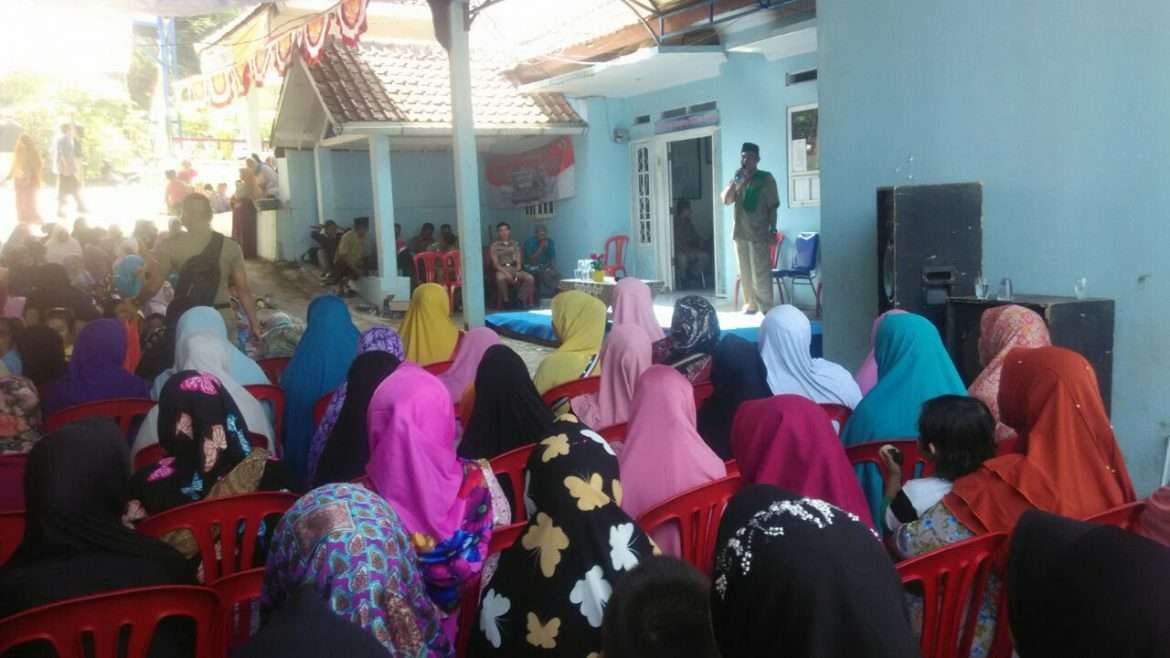 Ratusan Warga Desa Galuga Hadiri Peringatan Isra Miraj di Kantor Desa