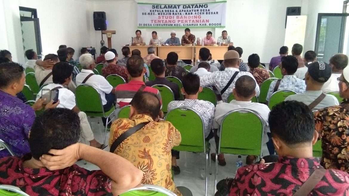 Puluhan Kades dari Aceh Sambangi Desa Cibeureum Cisarua