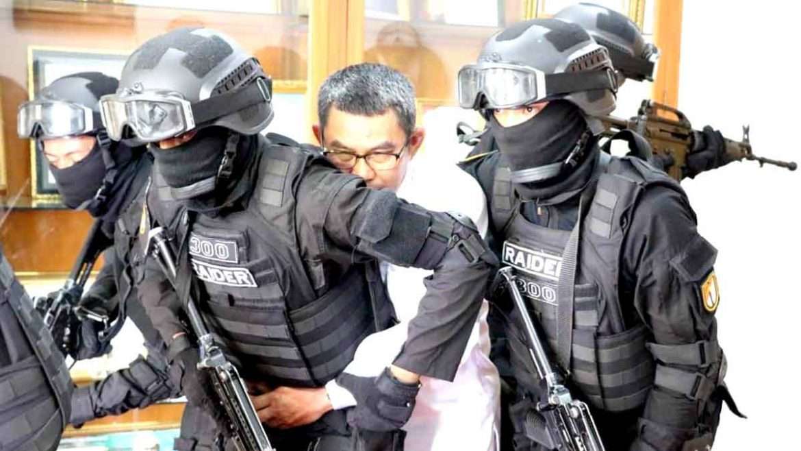 Batalyon Raider 300 Berhasil Selamatkan Wabup Sukabumi Dari Sergapan Teroris