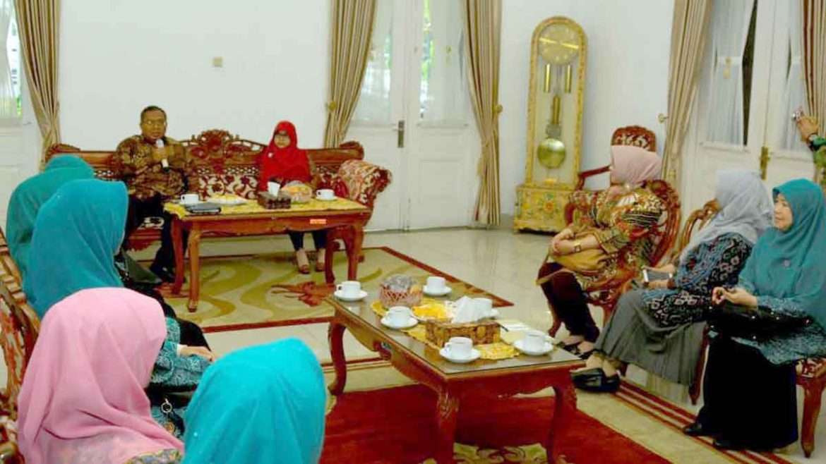 Bupati Sukabumi Terima Kunjungan Tim Penilai P2WKSS Provinsi Jabar