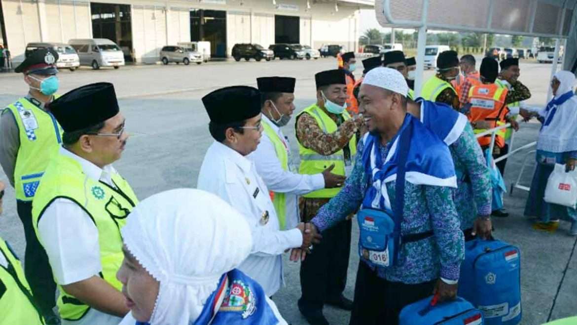 Wakil Bupati H. Zainuddin Mars Jemput Jamah Haji Deli Serdang