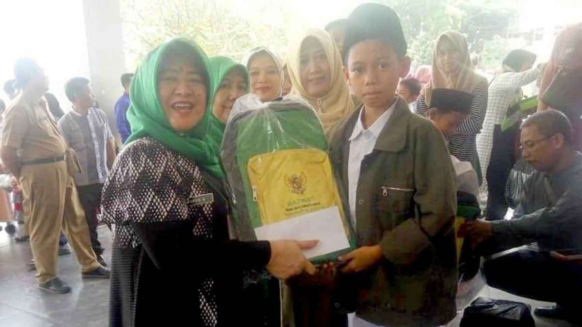 Baznas Kabupaten Bogor Berikan Santunan Pada 1.000 Anak Yatim