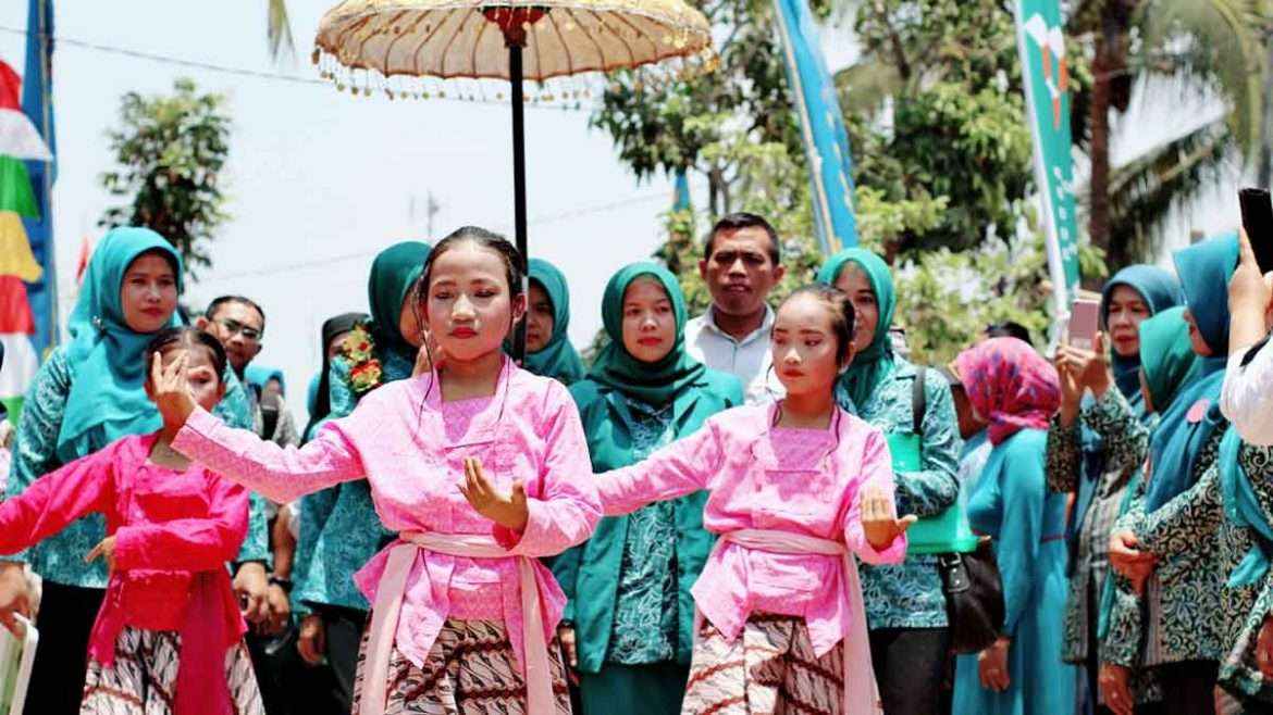 Kampung KB Surabaya Wakili Garut di Provinsi