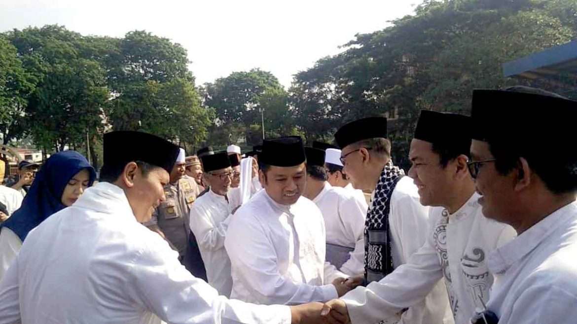 Ribuan Santri Sesaki Lapangan Alun-Alun Kota Tangerang