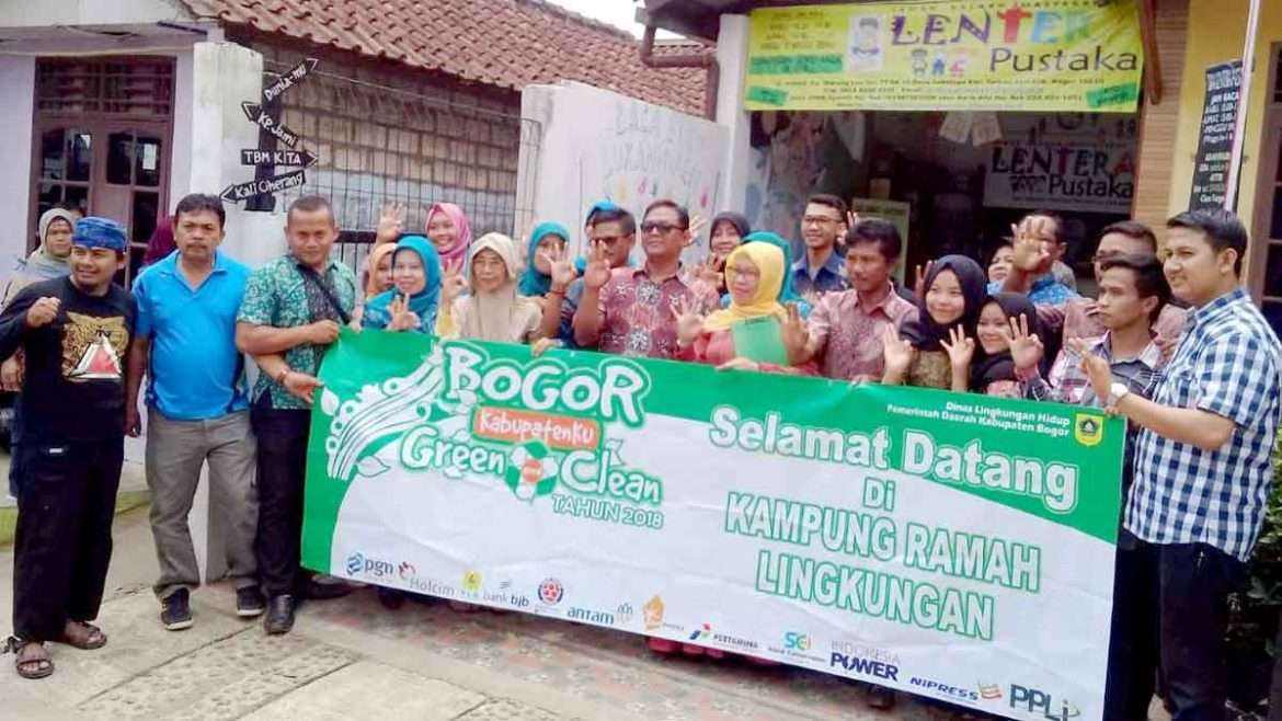 Warung Loa Ciptakan Kampung Ramah Lingkungan