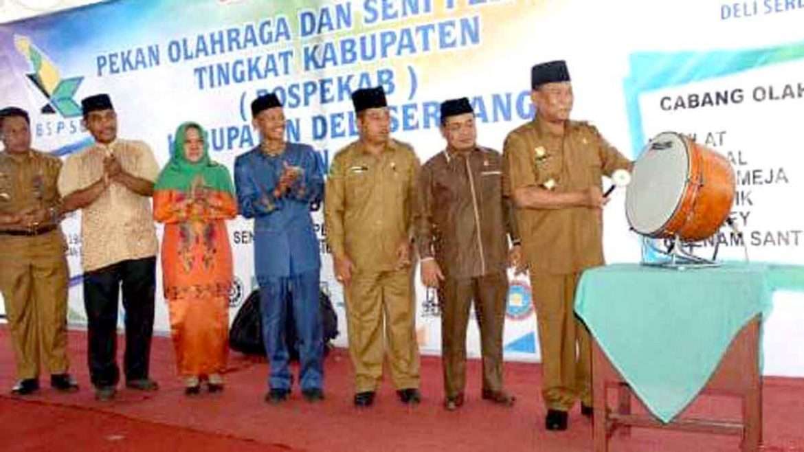 Ashari Tambunan Buka Pekan Olah Raga Seni dan Pesantren Kabupaten Deli Serdang