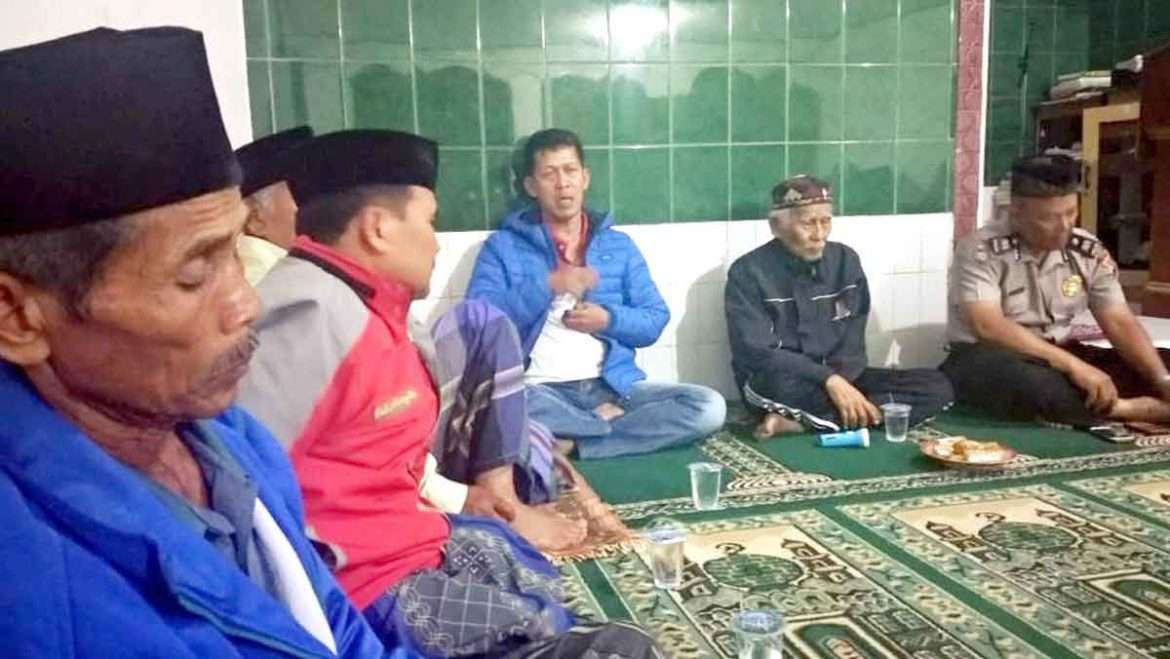Cara Suparman Bersosialisasi Dengan Warga