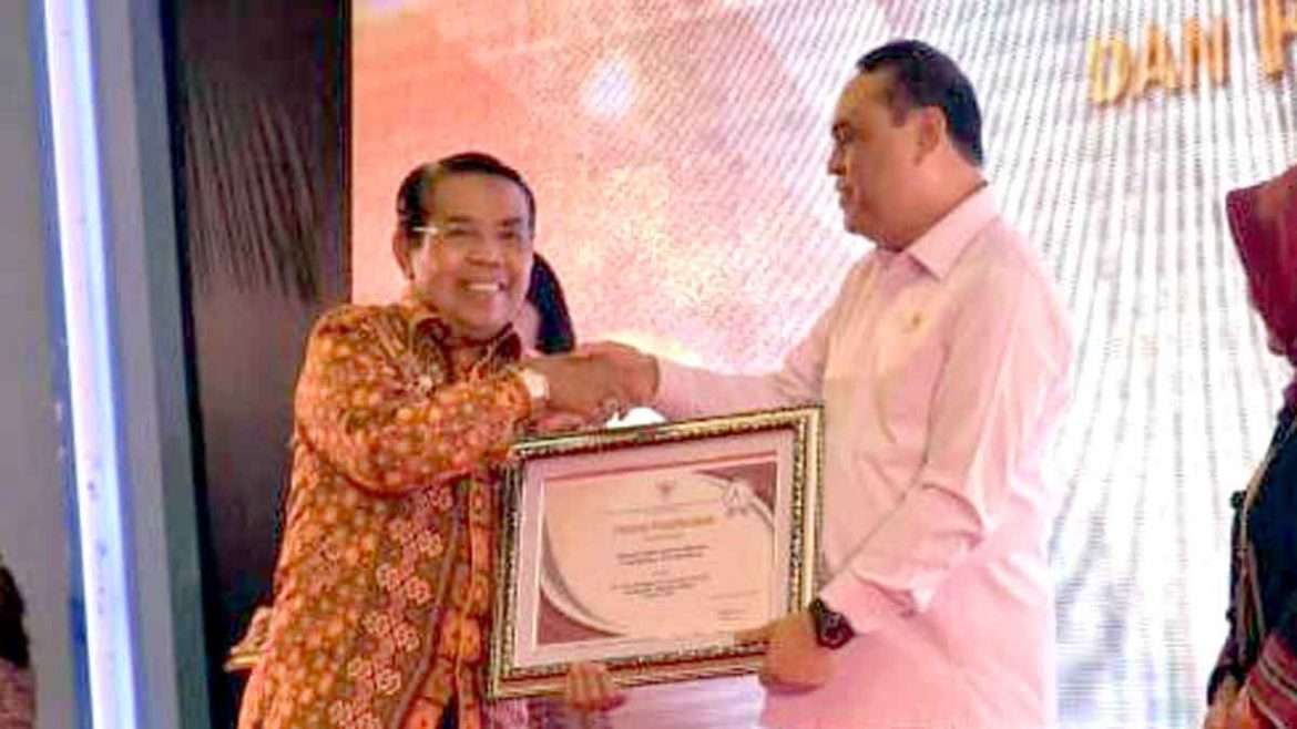Deli Serdang Raih Penghargaan Layanan Publik