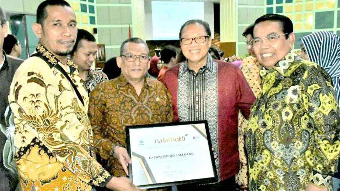 Deli Serdang Raih Penghargaan Natamukti 2018
