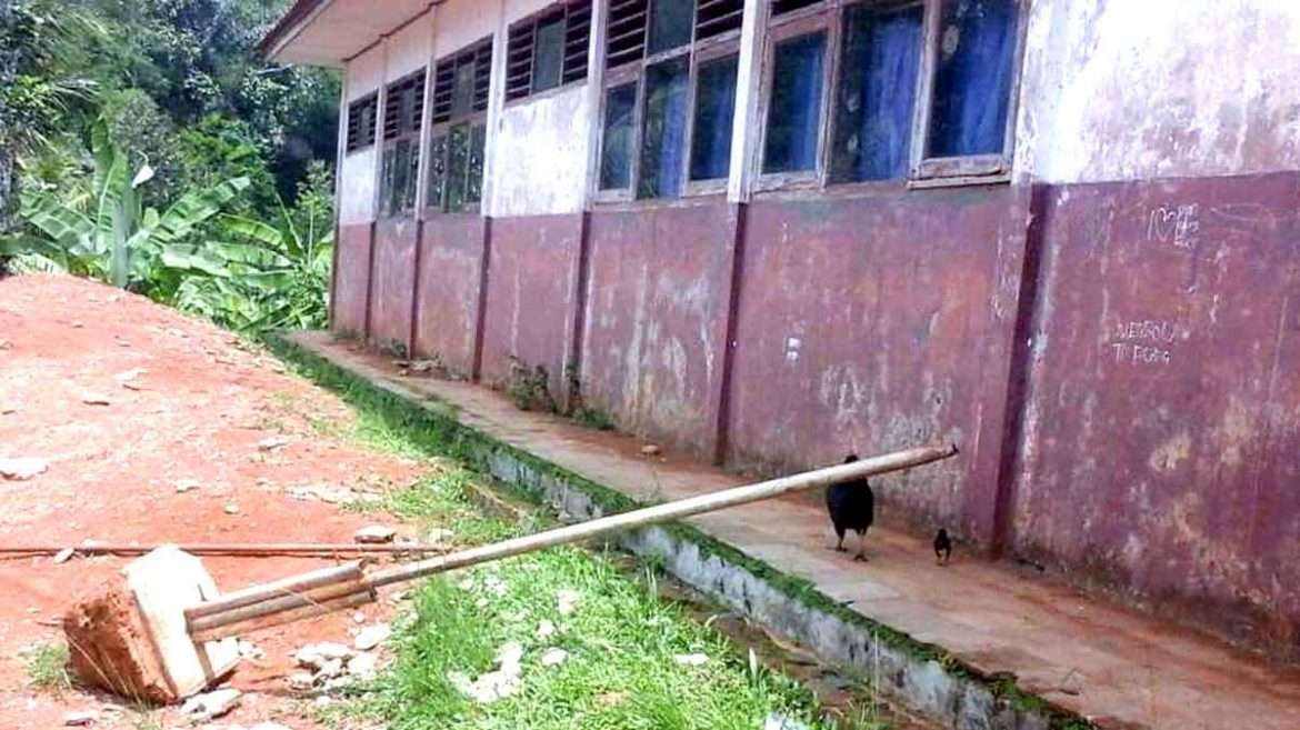 Diduga Sengketa Lahan, Tiang Bendera Milik SDN 3 Cikamuding Dirusak