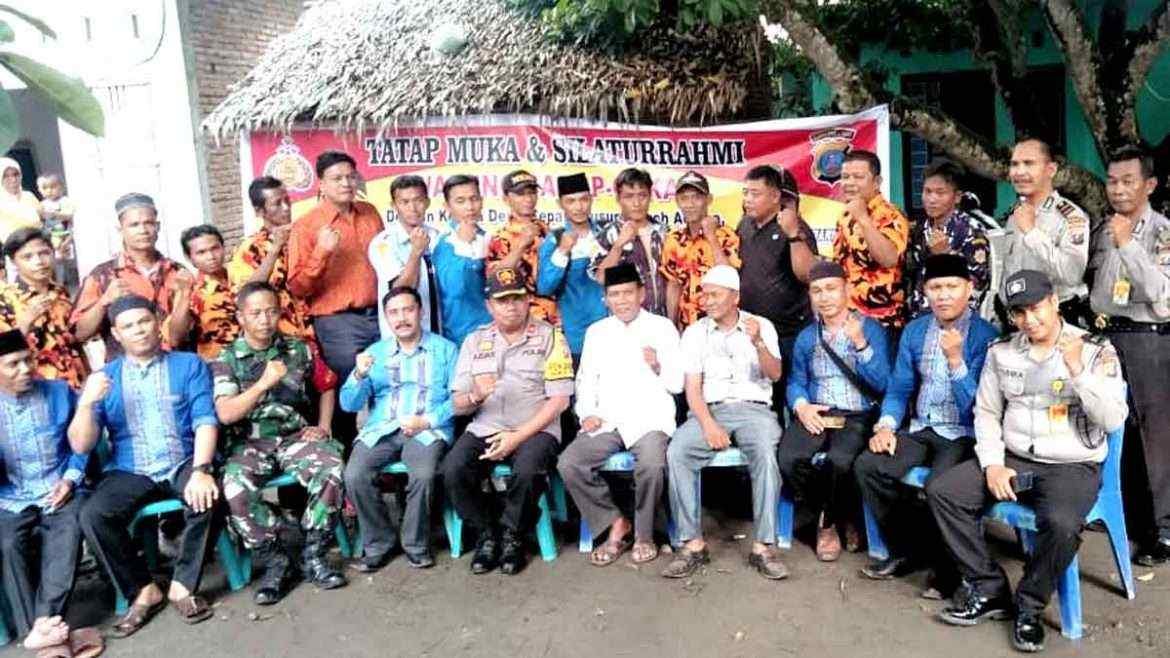 Kapolsek Hamparan Perak Tatap Muka Sekaligus Silaturahmi dengan Warga Desa Kelambir V Kampung
