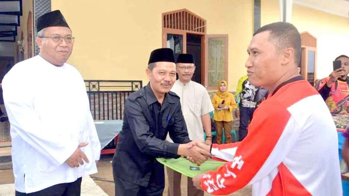 Pecinta Off Roader Bersama Bupati Sukabumi Gelar Baksos Sekalius Resmikan Masjid Nurul Huda