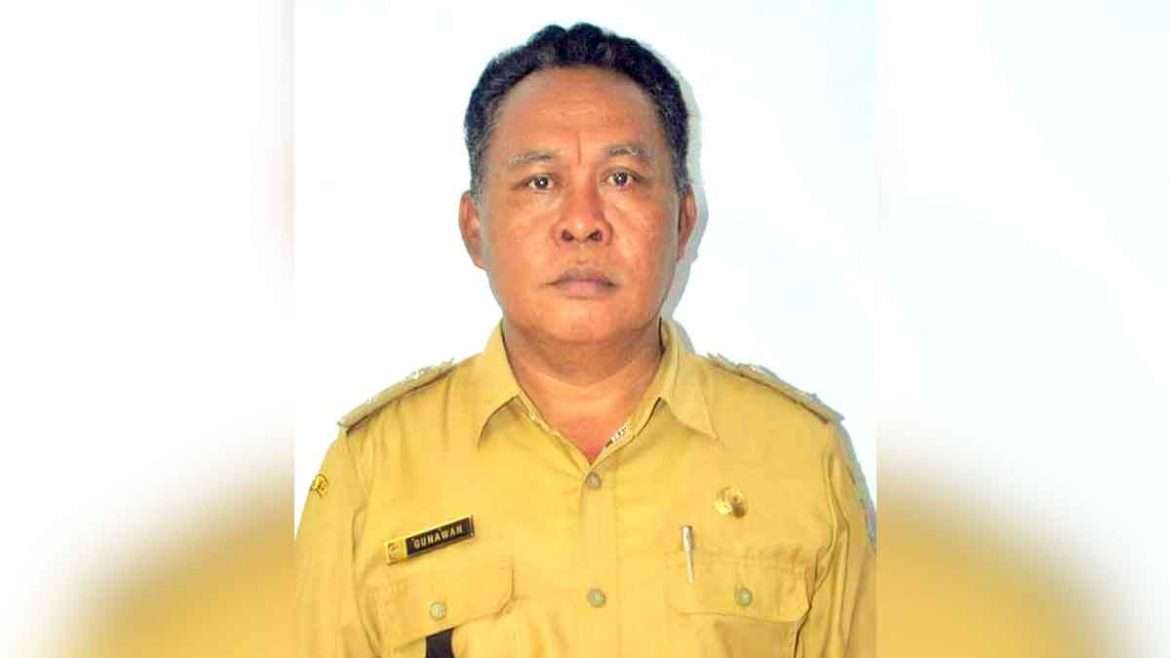 Abdikan Diri Bagi Warganya, Sosok Kades Asal Jember Ini Patut Ditiru