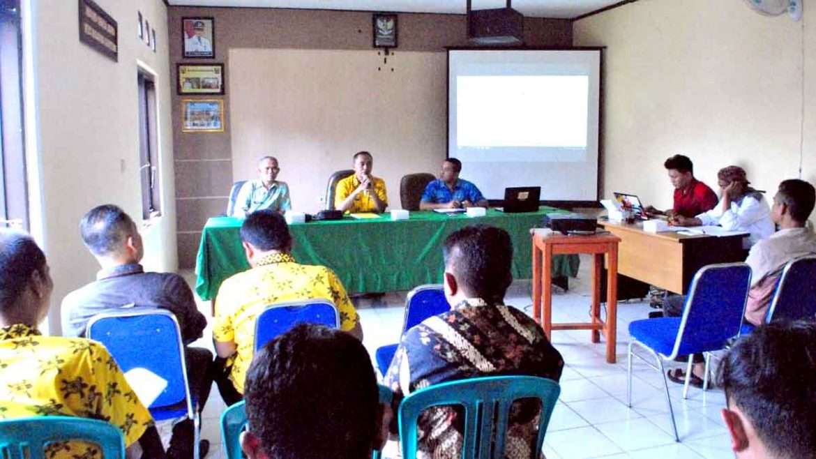 Camat Bojonggenteng : Kelembagaan di Desa Harus Harmonis