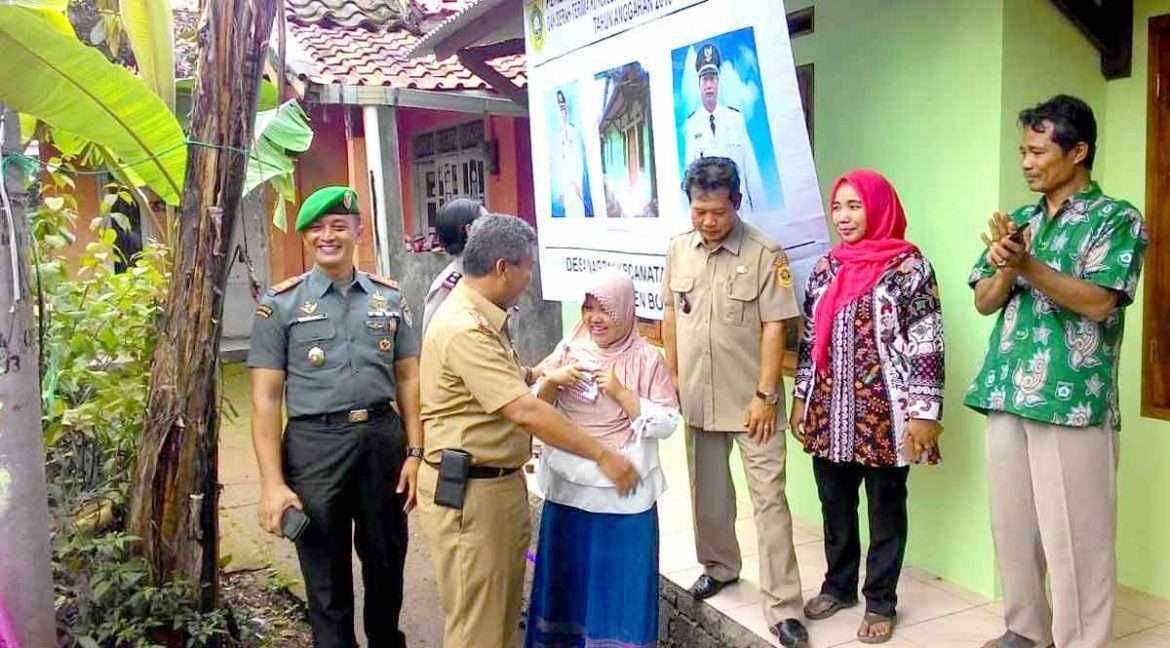 Pemdes Nagrak Tuntaskan Program Bantuan Rumah Tidak Layak Huni Database 2013-2018
