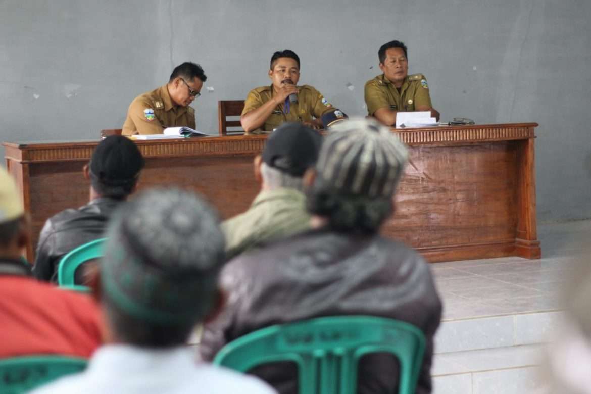 Pemdes Cipareuan Bentuk Kelompok Tani Guna Maksimalkan Carik