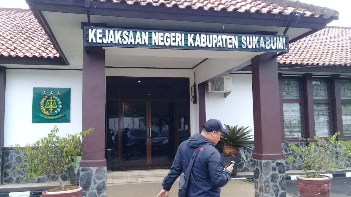 Sejumlah Kepala Desa Di Kecamatan Parungkuda Diperiksa Kejaksaan Negeri Sukabumi