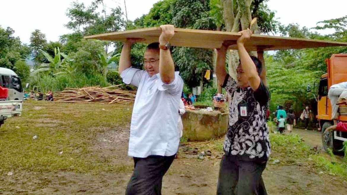 Menteri Desa Tak Malu Lakukan Ini