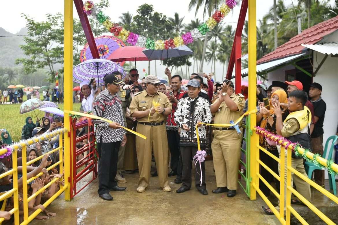 Bupati Minta Peran Desa Untuk Merawat Dan Memelihara Infrastruktur Yang Telah Dibangun