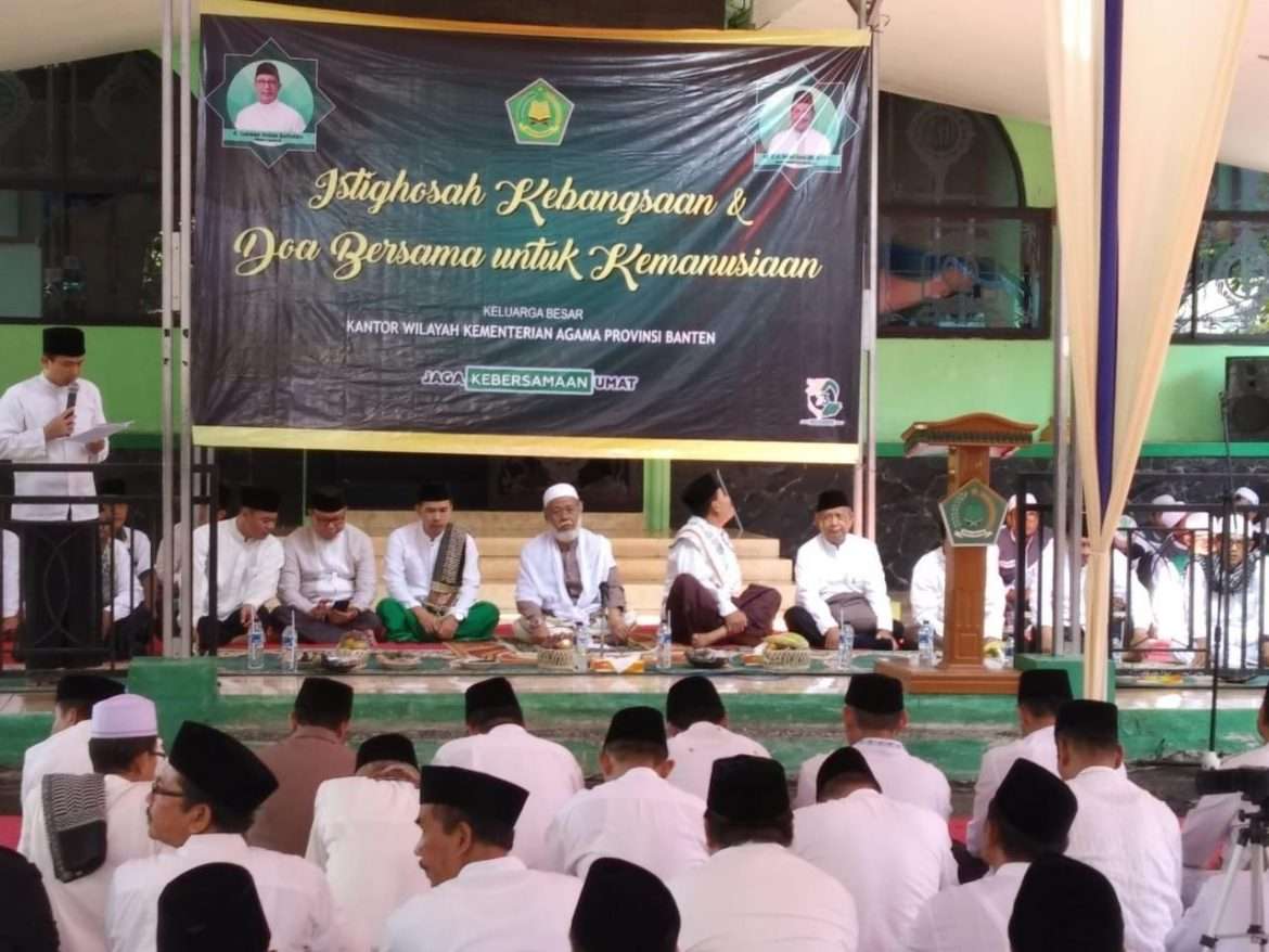 Dirbinmas mewakili Kapolda Banten, Hadiri Acara Istighosah Kebangsaan dan Doa Bersama Untuk Kemanusiaan Lintas Agama