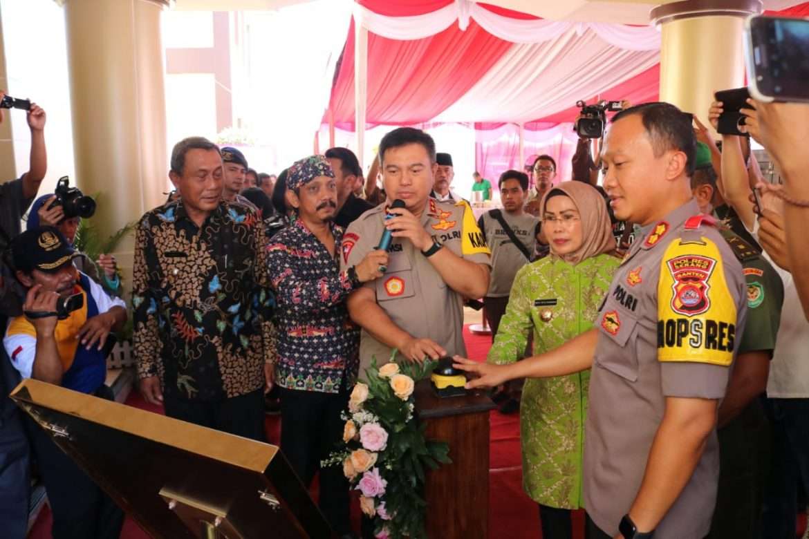Kapolda Banten Resmikan Gedung Baru Polres Serang