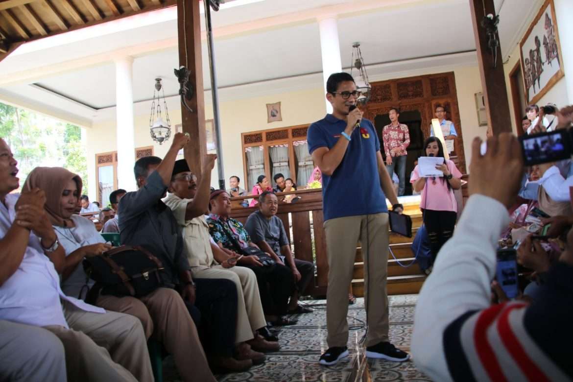 Kunjungan di Jepon, Sandiaga Janji Akan Berpihak Pada Petani Tebu