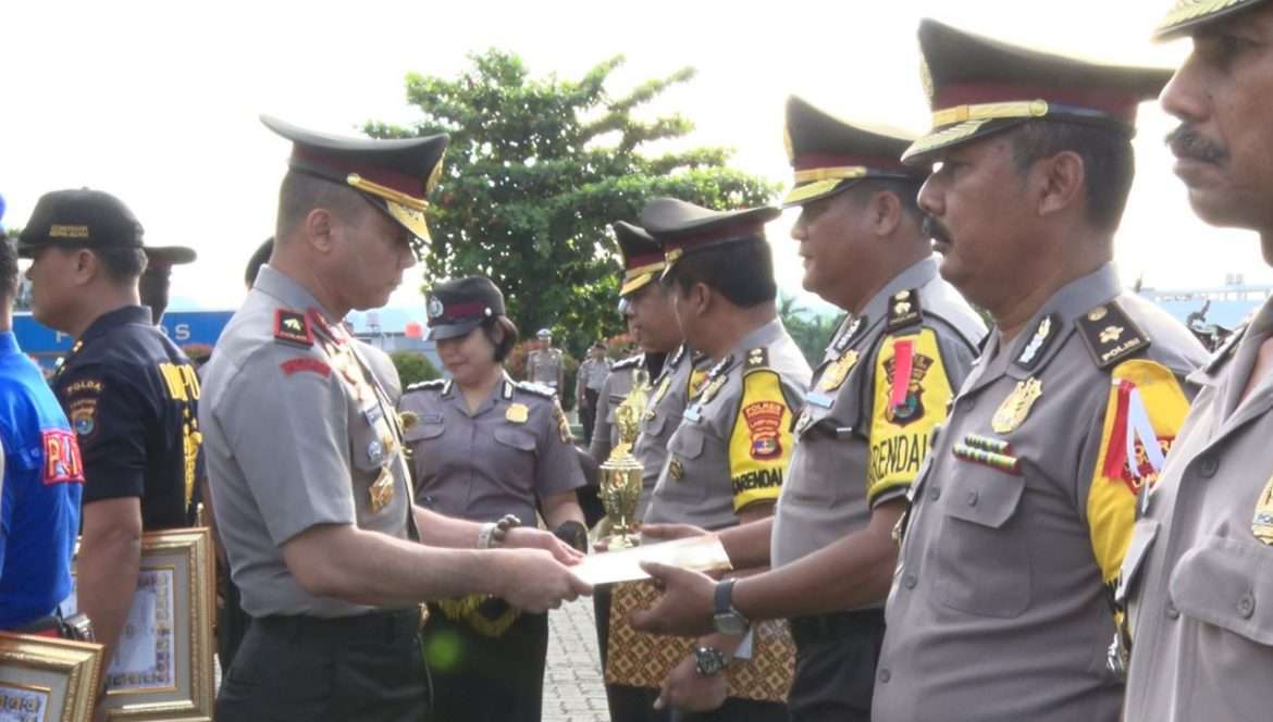 Jadi Terbaik Ketiga, Polres Lampung Utara Terima Penghargaan Dari Kapolda Lampung