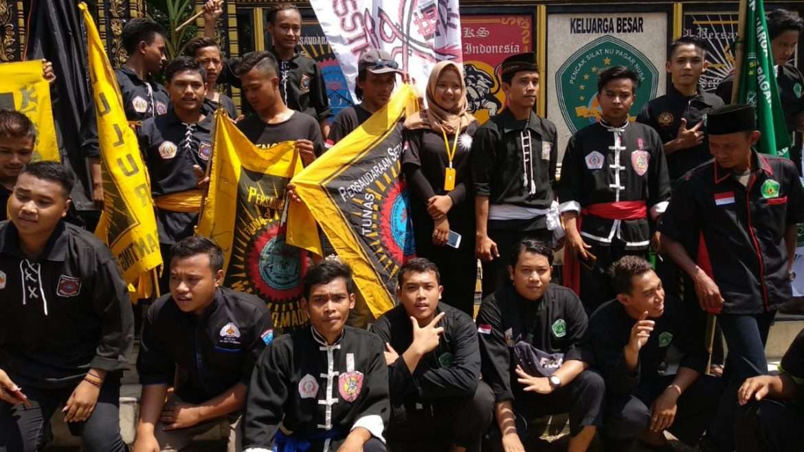 Peresmiam Tugu Paseduluran di Desa Ketuwan Kecamatan Kedungtuban