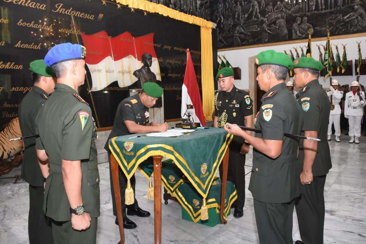 Danrem 061/SK Memimpin Tradisi Satuan Pelepasan Kolenel Inf Mohamad Hasan