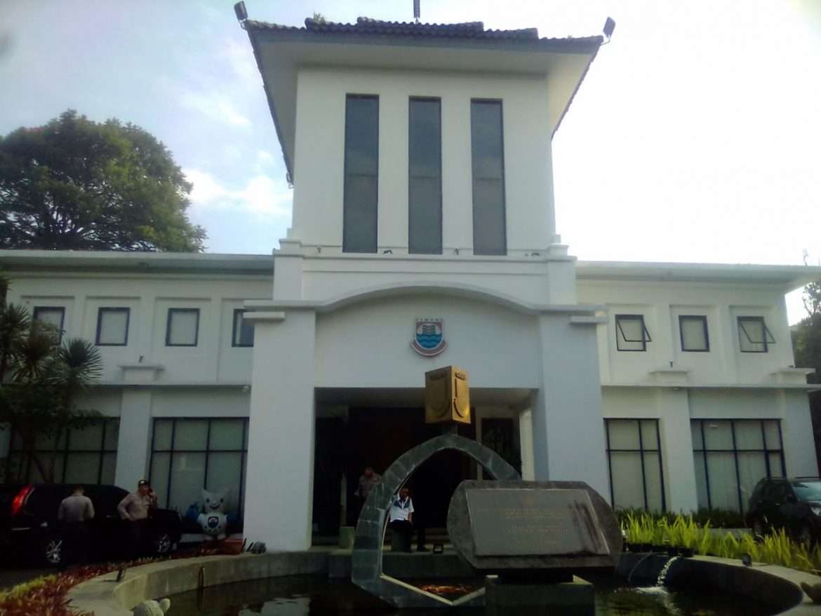 Walikota Lantik 189 Pejabat : Prioritaskan Struktur Pelayanan Publik Dengan Profesional Kerja Untuk Masyarakat