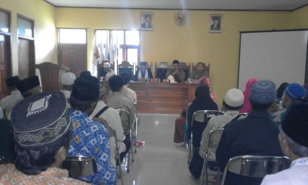 Patut di Contoh Kades Waluran Tingkatkan Religius