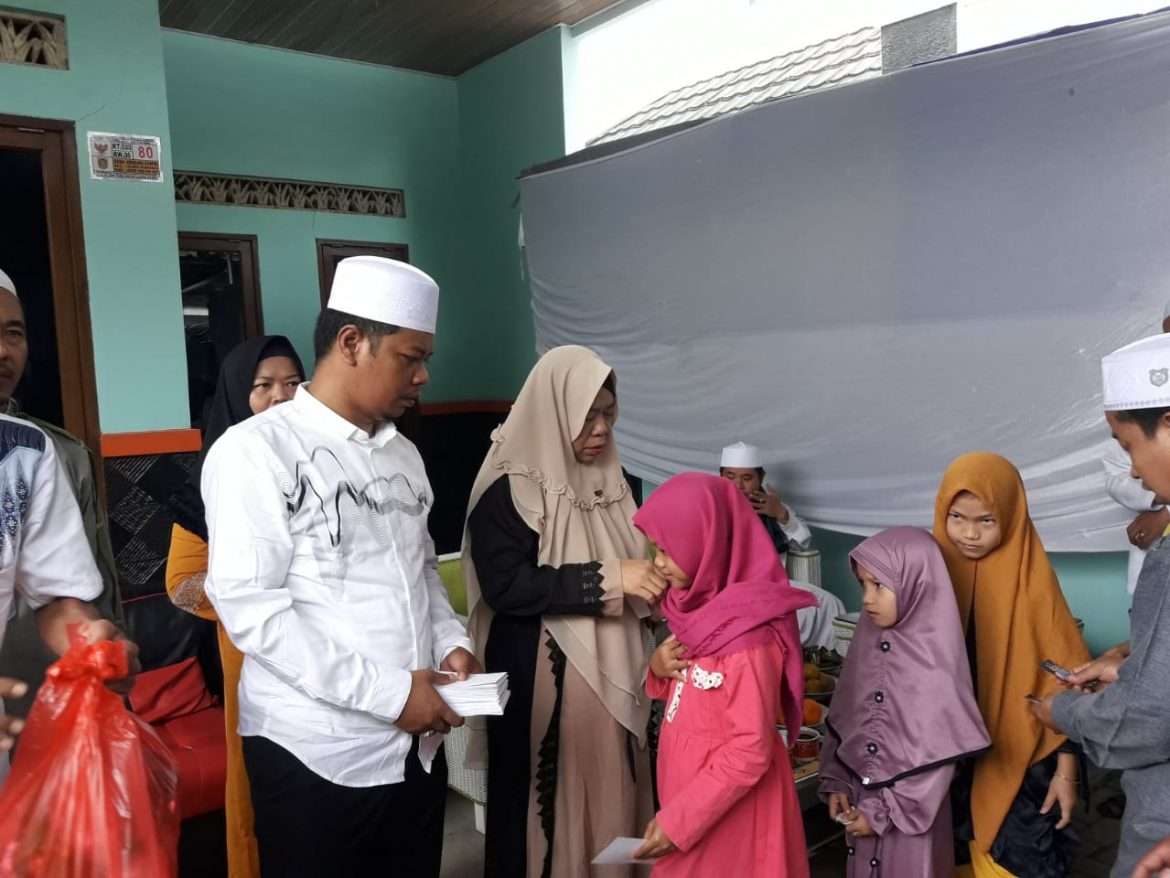 Ratusan Anak Yatim Dapatkan CSR Kokar Mandiri Manunggal Sejahtera