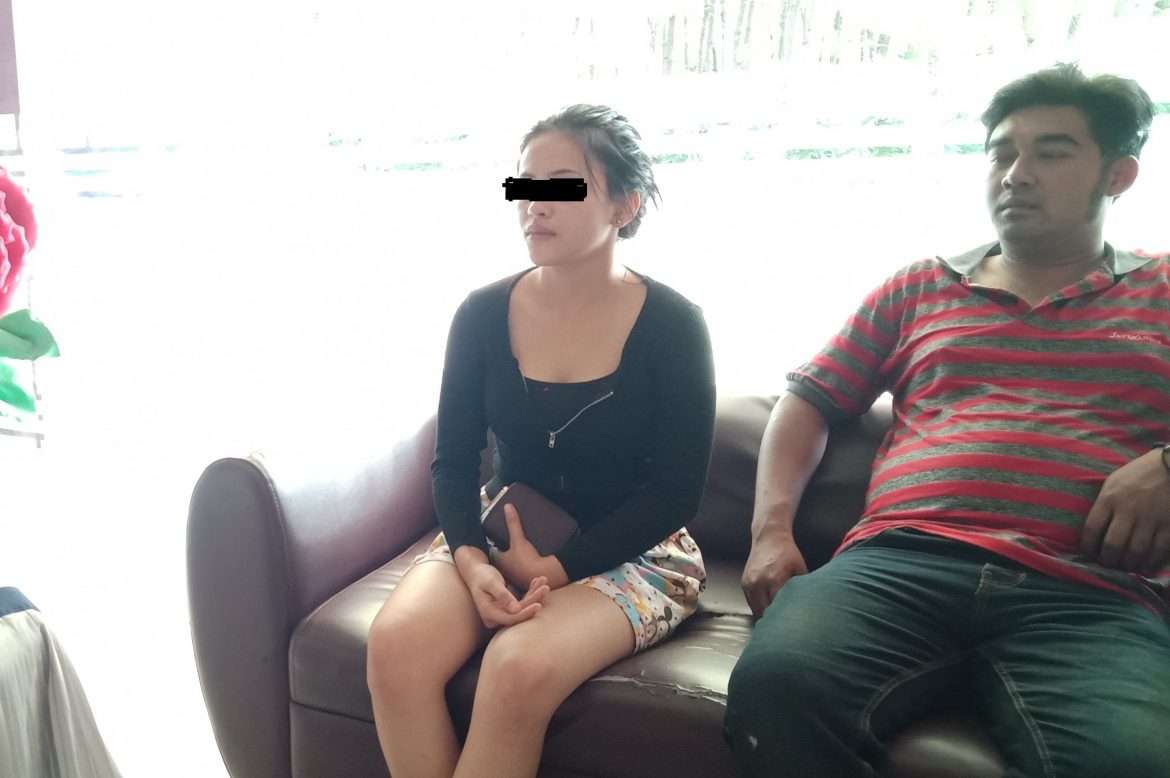 Room Yang Diboking Salah Satu Kades di Garut Rusak?, Ini Sosok Wanita Muda Yang Ngaku Isterinya?