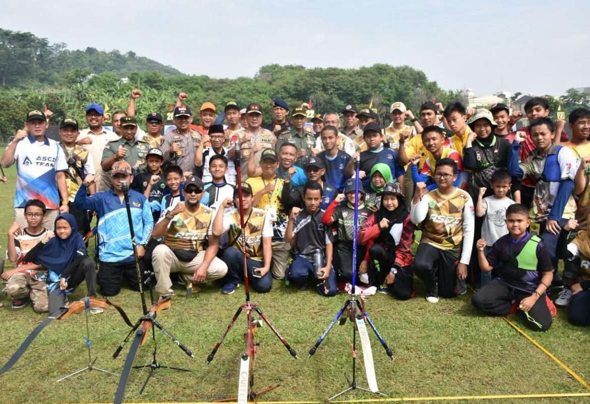 Kapolda Jabar Buka Kejuaran Panahan