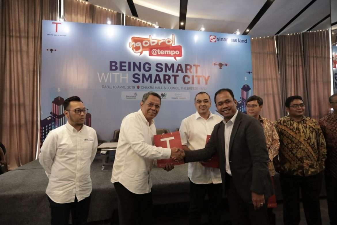 Wakil Walikota Beri Pemaparan Pada Diskusi Being Smart With Smart City