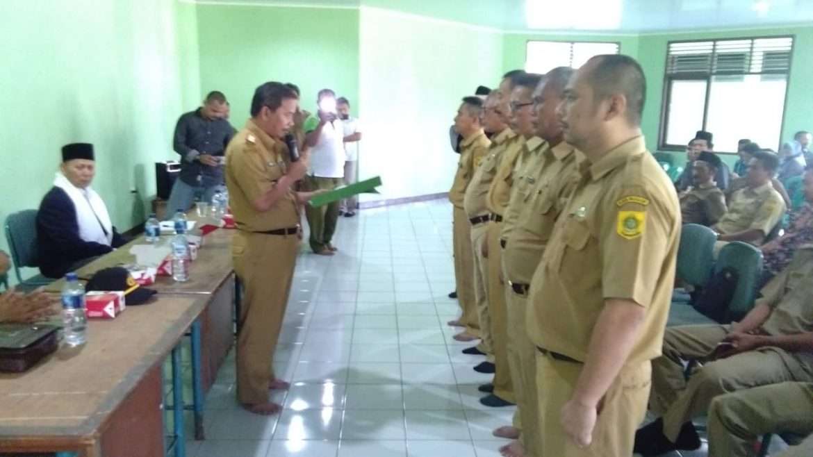 Sebanyak 6 Kades PJS di Ambil Sumpah Dan Serah Terima Jabatan