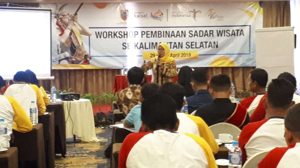 Tingkatkan Kepariwisataan di Kalsel, Kemenpar Bersama Dosen Trisakti Gelar Pelatihan SDM