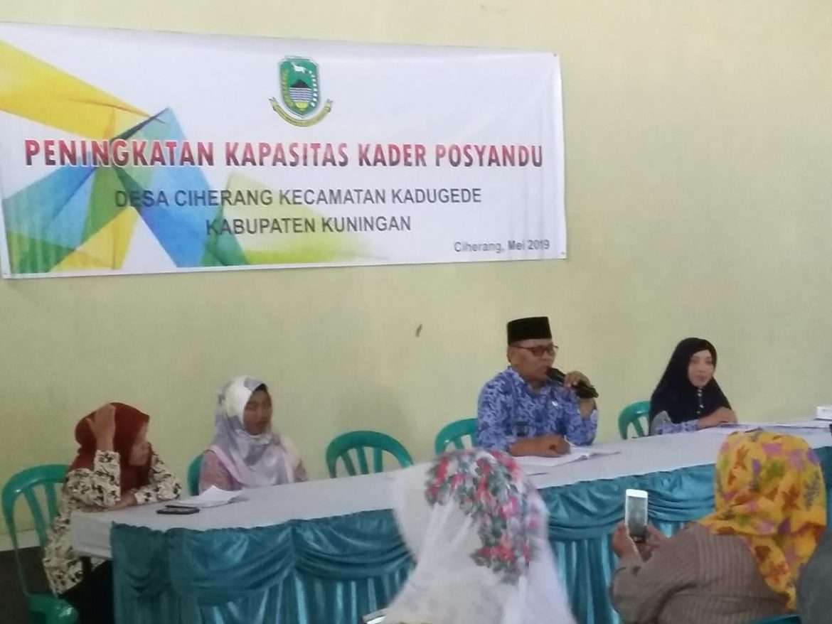 Bidan Desa Ciherang Adakan Kegiatan Peningkatan Kapasitas Kader Posyandu