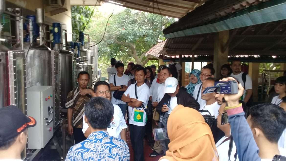 Pelajari Pengolahan Biodiesel 47 Lembaga Lingkup Kementrian Kunjungi Balittri