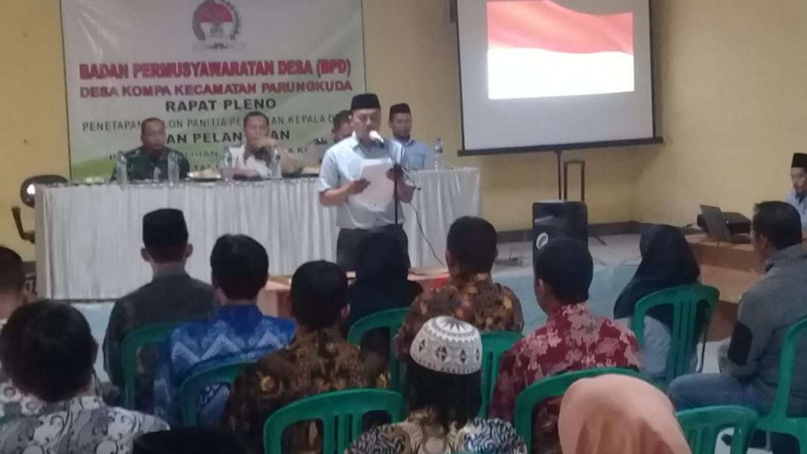 Tahapan Awal Pilkades Serentak Desa Kompa Kukuhkan Panitia Pemilihan