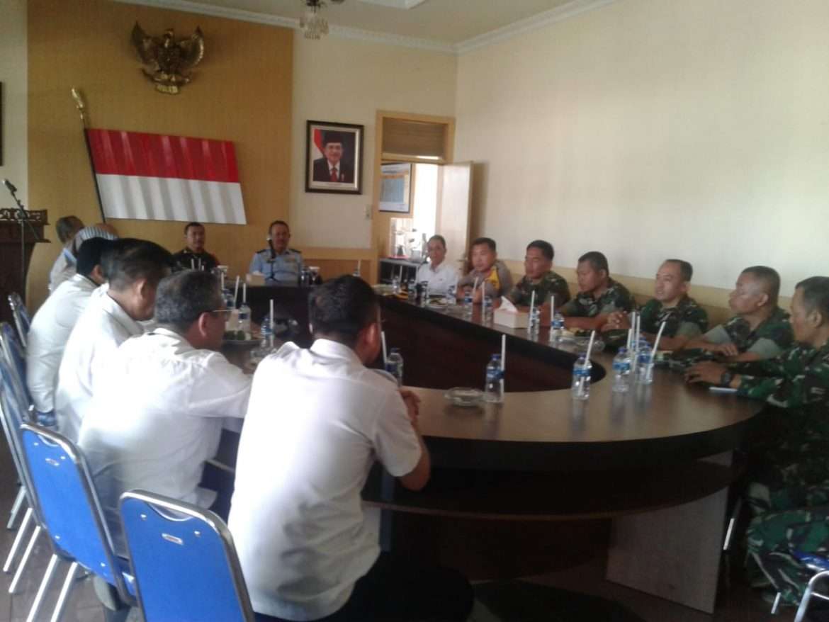 Dandim 0607/Kota Sukabumi Paparkan Kemajuan TMMD Kepada Tim Wasev TMMD 105