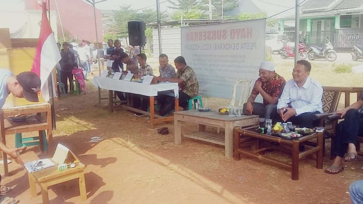 Desa Bunar Lakukan Pemilihan Ketua RW Ala Pesta Demokrasi Pemilihan Presiden
