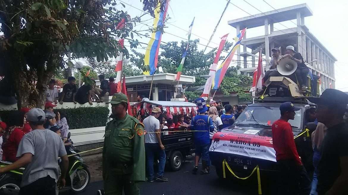 Cibabat Tanamkan Perjuangan Lalui Karnaval Untuk Indonesia Tangguh