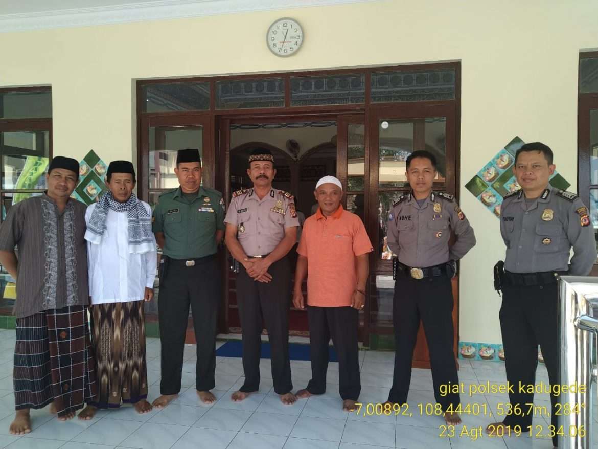 Program Jum’at Keliling Polsek Kadugede